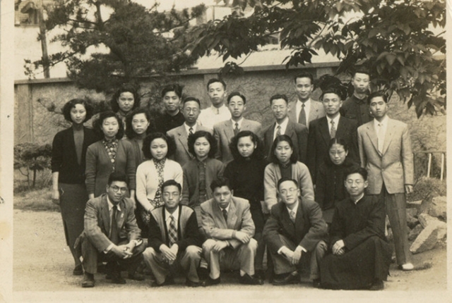 上海财经大学毕业证(上海财经大学毕业证绩点要求)